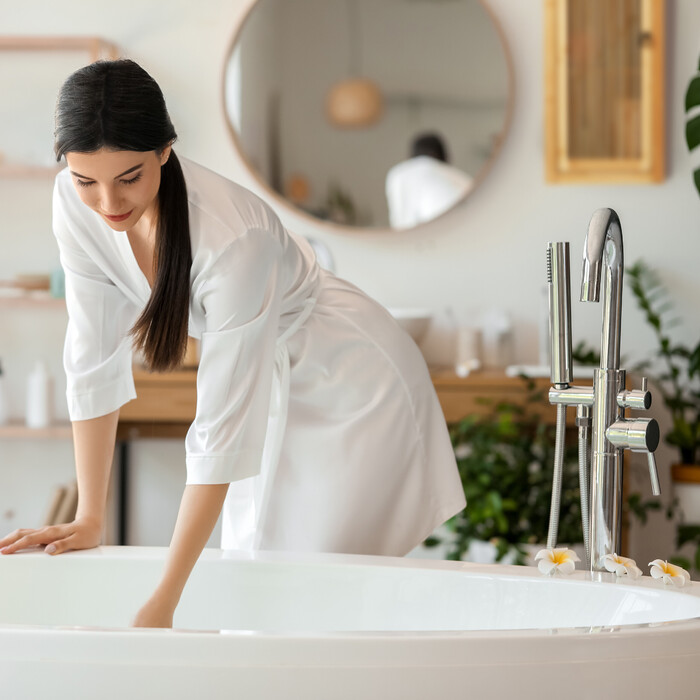 Relaxdays Badezimmerschrank Bambus hängend