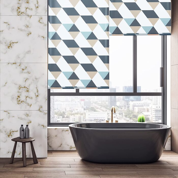 Relaxdays Duschrollo, 100x240 cm, Dreieck Muster, Seilzug, Flexible Montage, Duschvorhang für Badewanne & Fenster, bunt