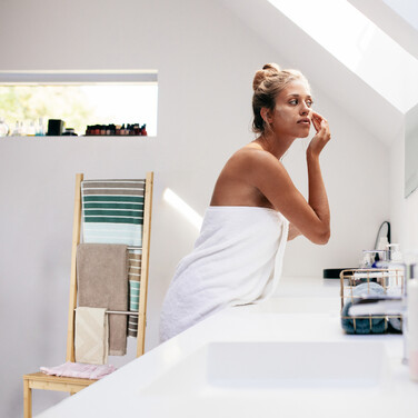 Relaxdays Herrendiener Stuhl Bambus & Edelstahl