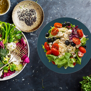 Relaxdays Zweifarbige Salatschüssel aus Edelstahl
