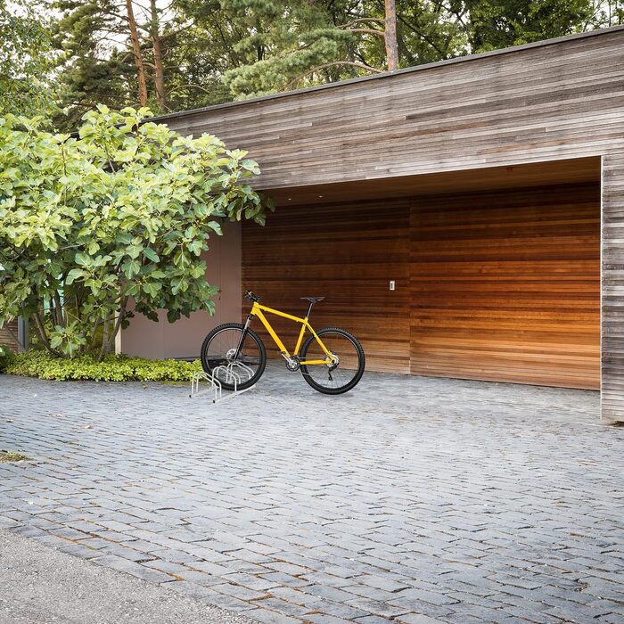 Relaxdays Fahrradständer Boden, für 3 Fahrräder, bis 50 mm Reifenbreite, Metall, Garage, Fahrrad-Aufstellständer, silber