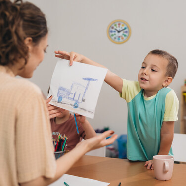 Relaxdays Wanduhr für Kinder Fahrzeuge