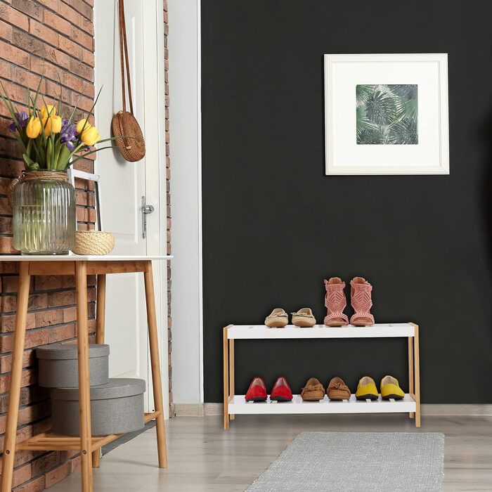 Relaxdays Schuhregal, 2 Ebenen, für 6 Paar Schuhe, offen, Schuhständer HBT: 36 x 70 x 26 cm, MDF, Bambus, Weiß, Hellbraun