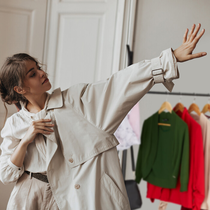Relaxdays Schwarze Garderobe mit Rollen