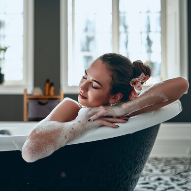 Relaxdays Badregal mit 3 Wäschekörben grau