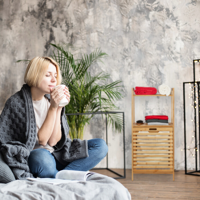 Relaxdays Wäscheschrank mit Wäschekorb Bambus